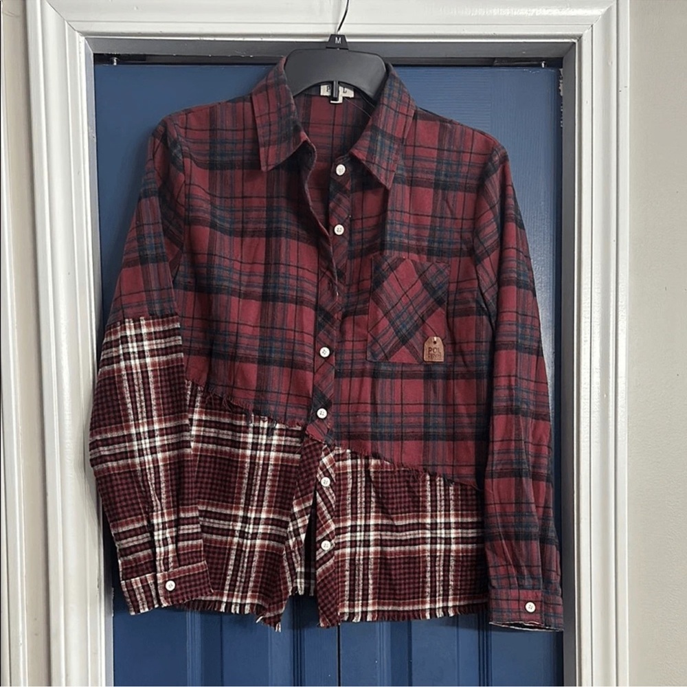 BRAND NEW POL Flannel Red and Black Plaid Shirt— Small
